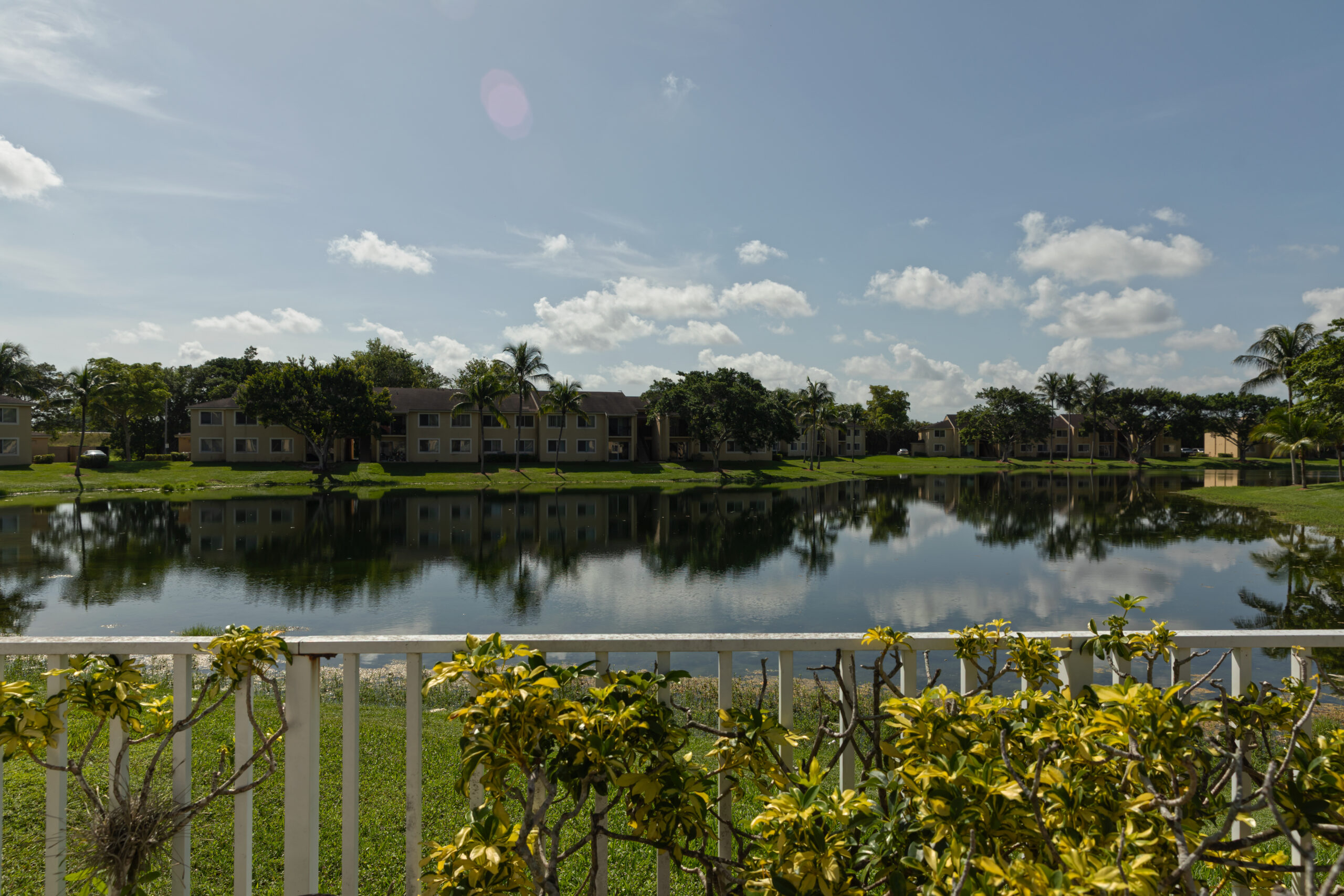 Community - Colony lakes